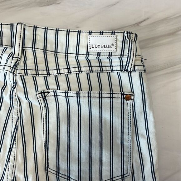 Judy Blue | Ultra High Rise Super Flare Raw Hem White Blue Stripe pants 7/28 - Picture 7 of 10